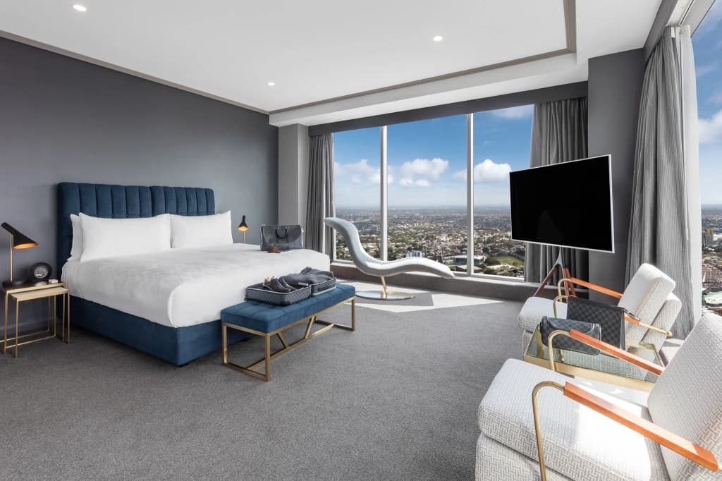 Meriton Suites World Tower - photo 35
