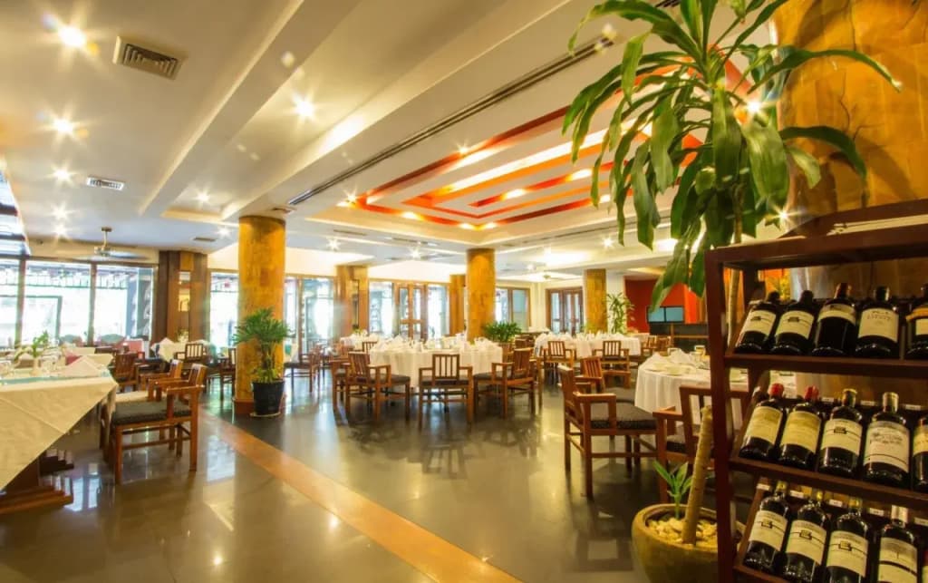 Royal Empire Hotel - photo 21