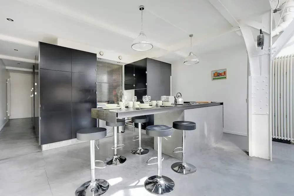 Chic & Spacious Loft 3br/6p Paris Center - photo 13