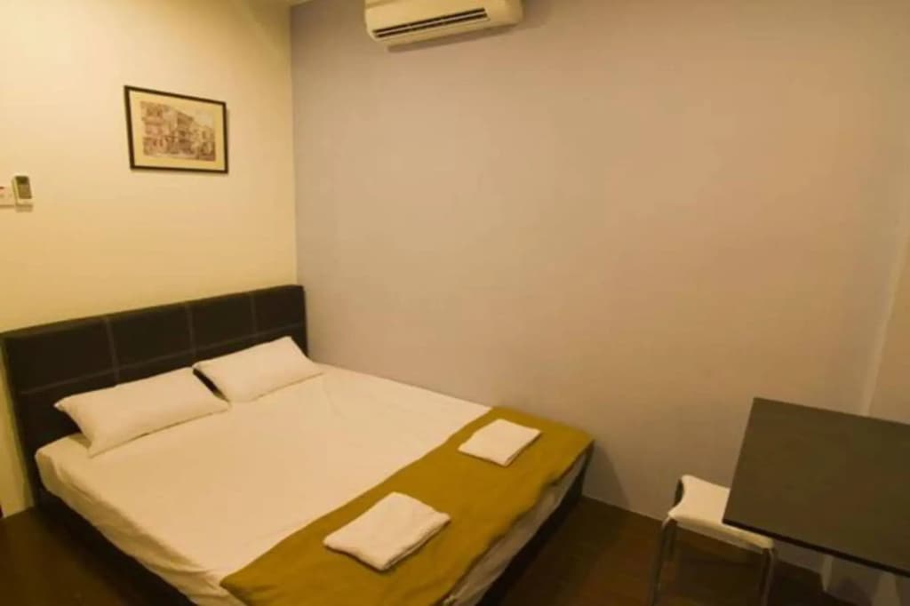 Guest Inn Muntri - photo 4