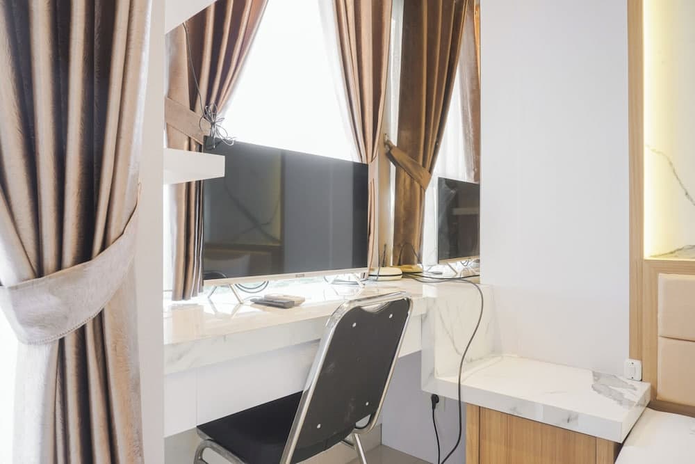 Nice And Comfy Studio At Citra Living Apartment - photo 6