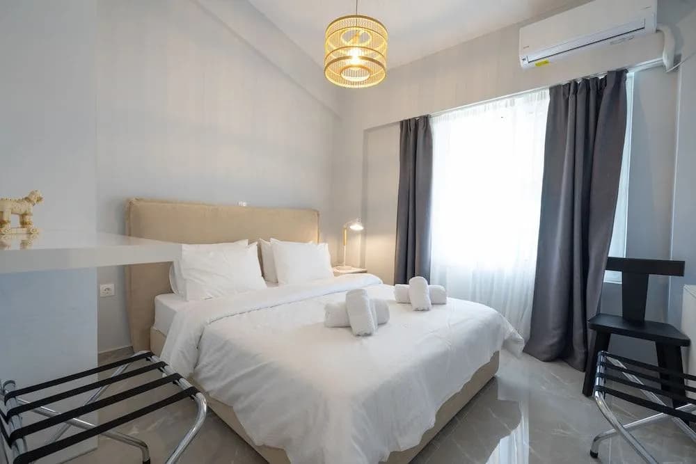 Trojan Affair Residence - photo 29