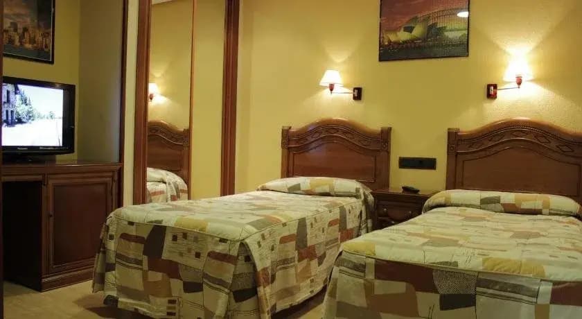 Hostal Ana Belen - photo 4