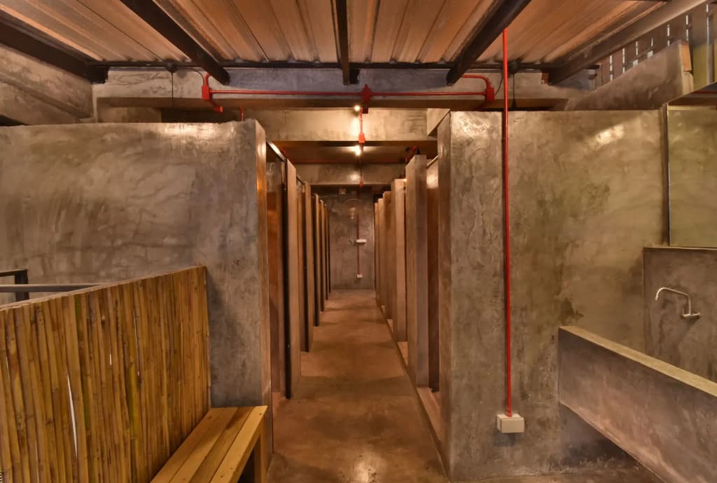 Sleeper Hostel - photo 16