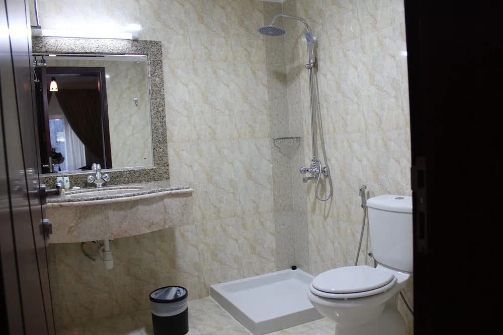 Pioneer Hotel Apartments - photo 8