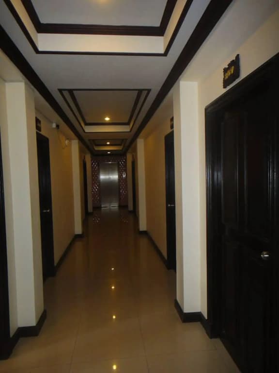 Safe House Hostel Patong - photo 10