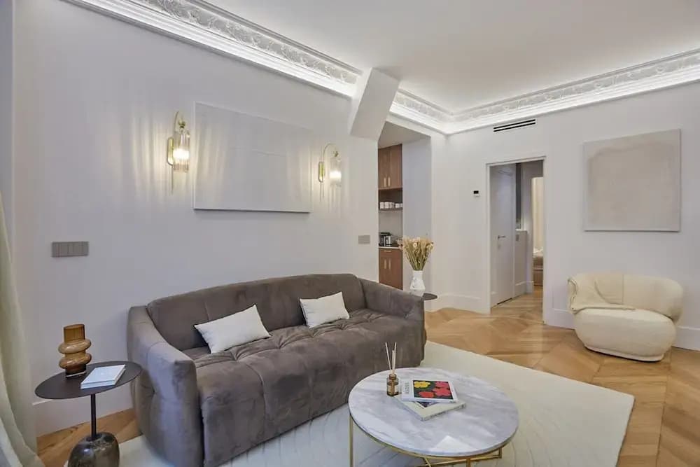 Superb AC Apartment Roosevelt Saint Honore - photo 5