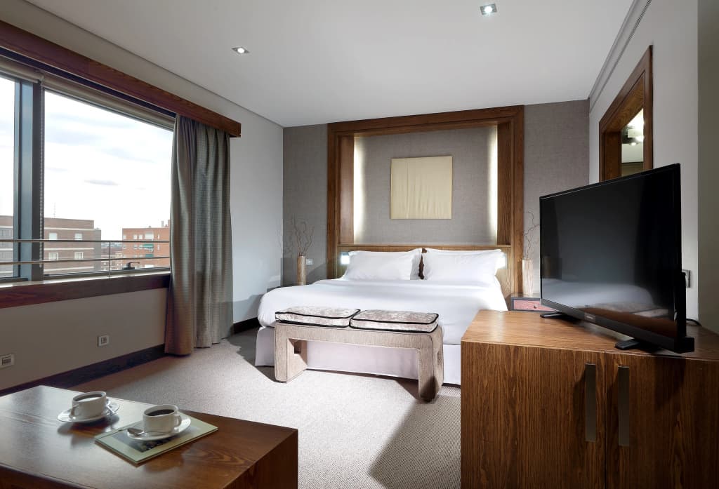 Eurostars Suites Mirasierra - photo 4