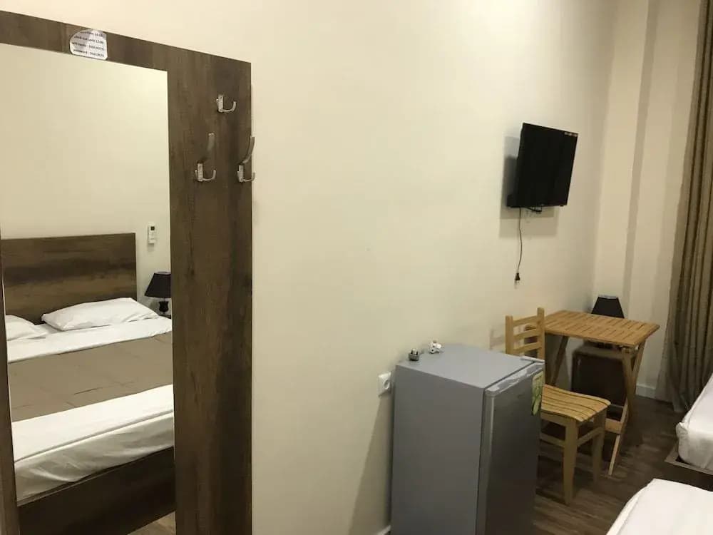 Brok's Hotel - photo 4