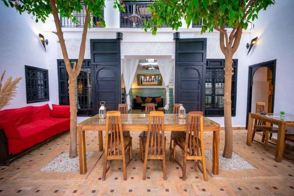 Riad Ajmal - photo 30