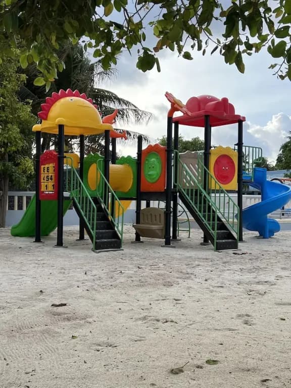 Island Guest - photo 17