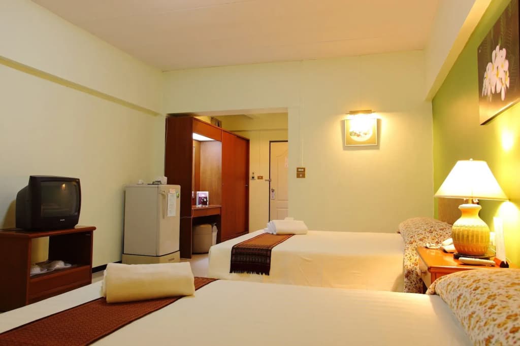 Regent Ramkhamhaeng and Apartment - photo 4