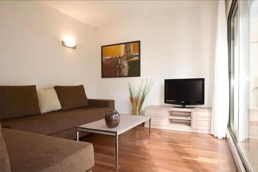 Lodging Apartments Miró Rambla Catalunya - photo 6