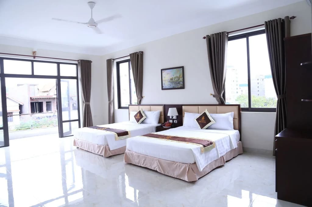 Iris Hotel Halong - photo 6