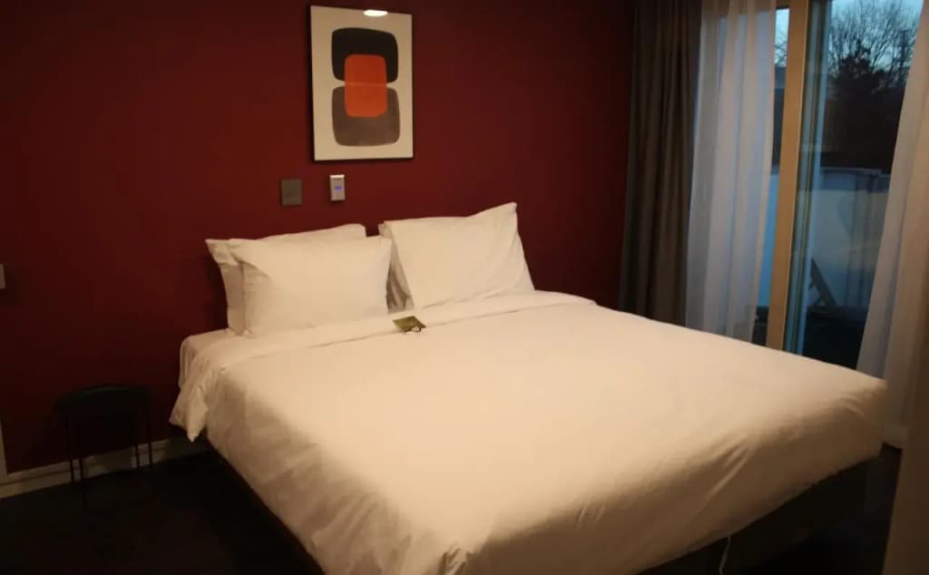 Boutique Hotel YOUNG-Inn - photo 2