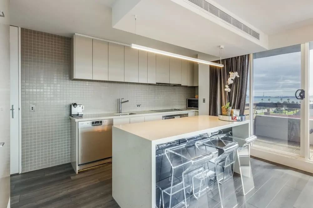 Exquisite 2 Bedroom Beach City Views - photo 6