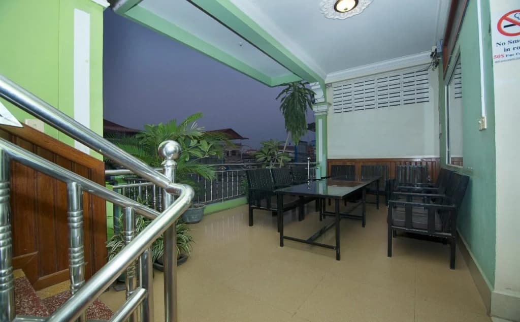 Top Sky Hostel - photo 10