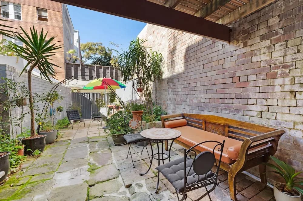 Darlinghurst Cottage - photo 12