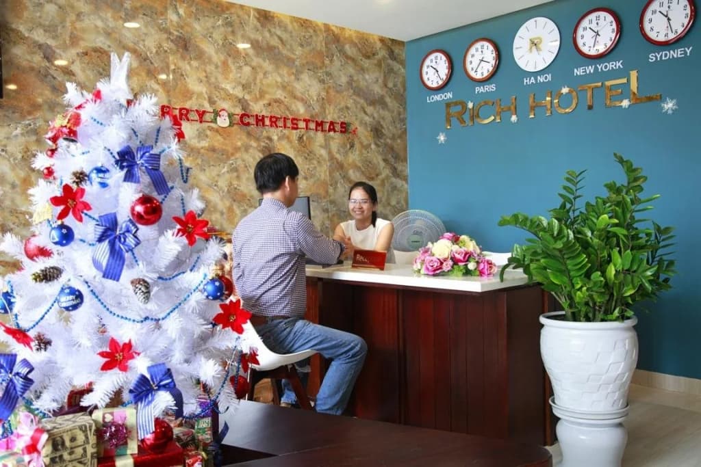 Rich Hotel - photo 8