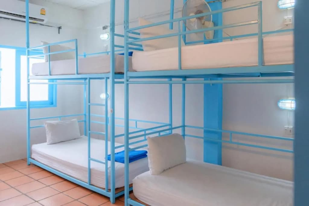 Bodega Bangkok Hostel - photo 22