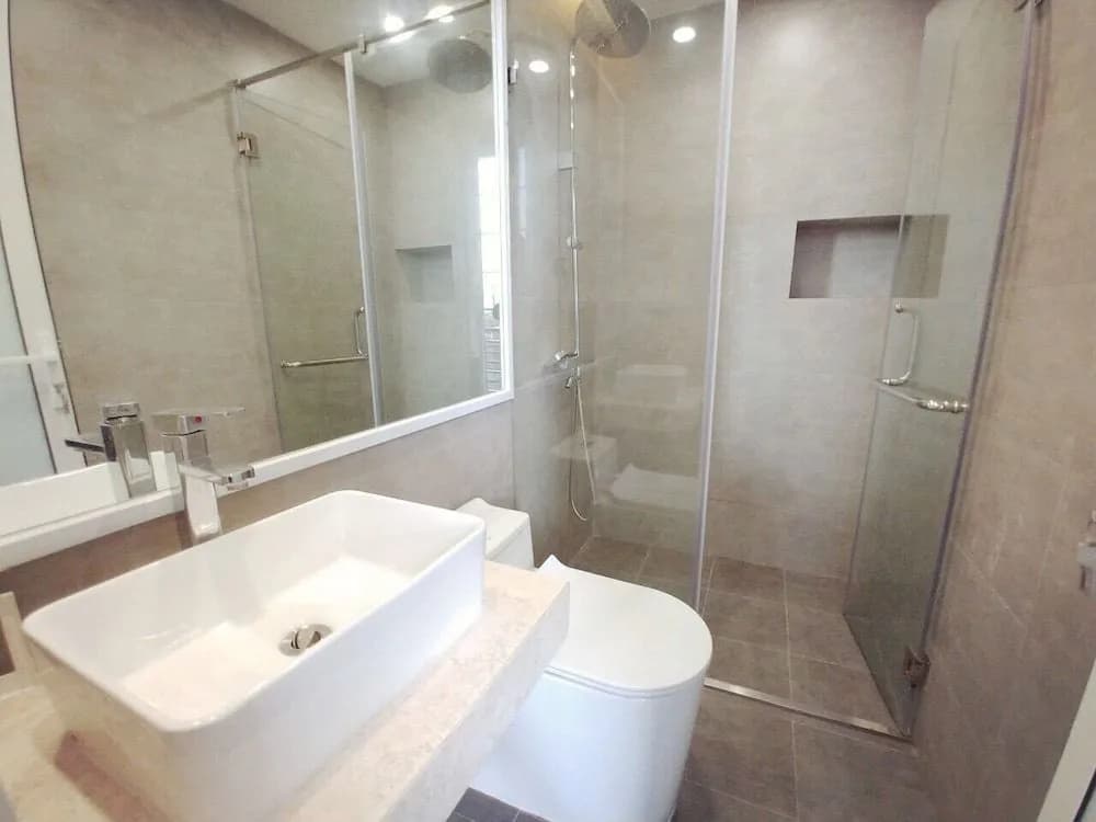 Lyn House - photo 8