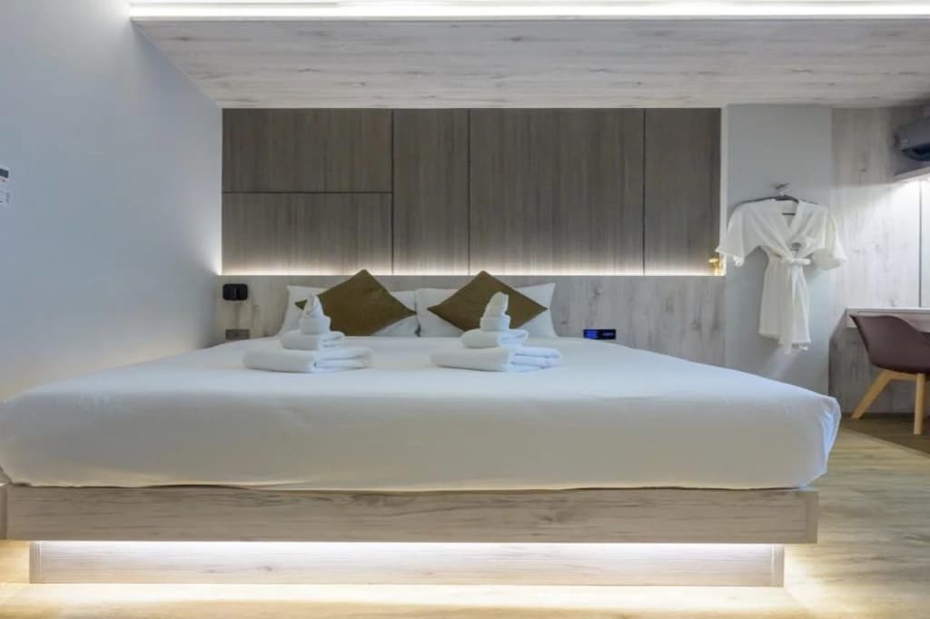 Le Bis Hotel - photo 4