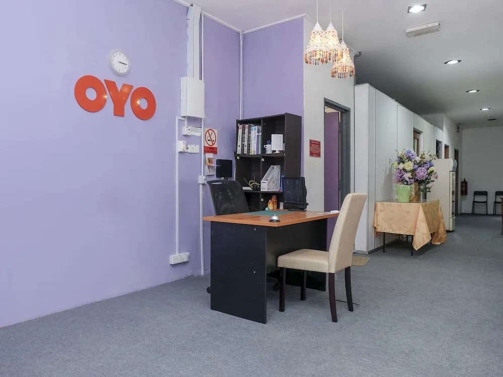 OYO 90180 Gemilang Hotel Kerteh - photo 4