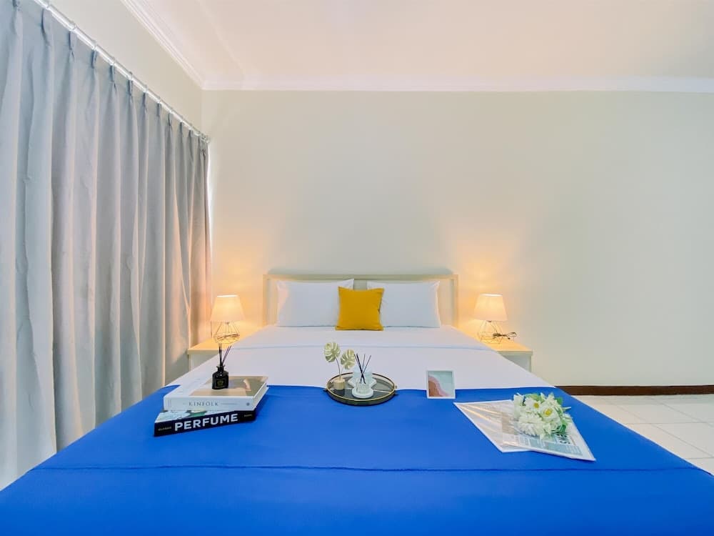 Minimalist Studio (No Kitchen) At Grand Palace Kemayoran Apartment - photo 2