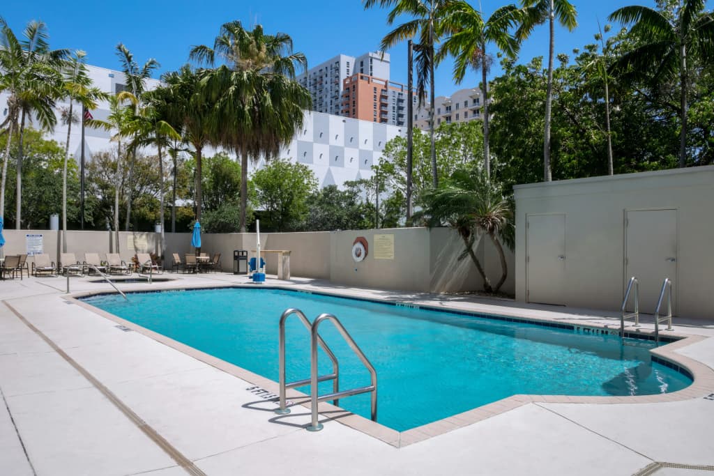 Hampton Inn Miami Dadeland - photo 11