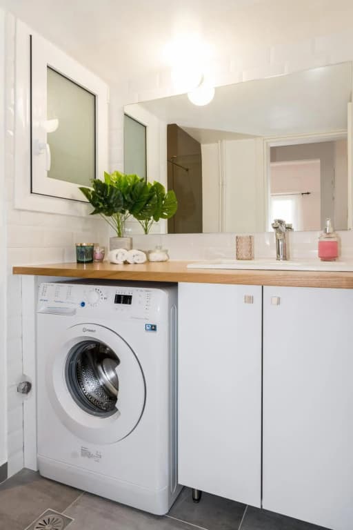 Wide Comfy Studio Apartment Centrally Located In Thissio - photo 10