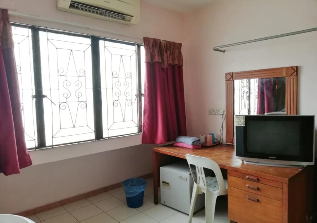 New Budget Inn Hotel - photo 5