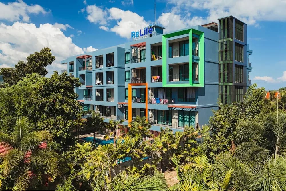 Condo in Nai Harn in ReLife 15-122-211 - photo 1