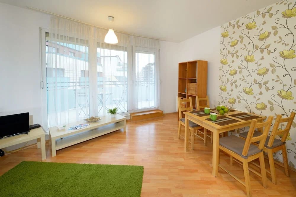 Corvina Apartments - photo 2