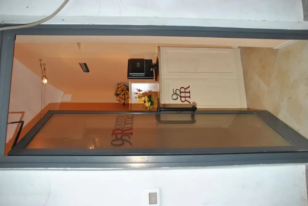 95 Rooms in Rome - photo 10