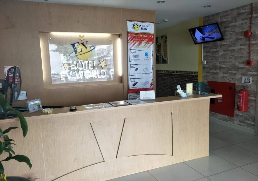 Hotel Zamburger Sri Petaling - photo 2