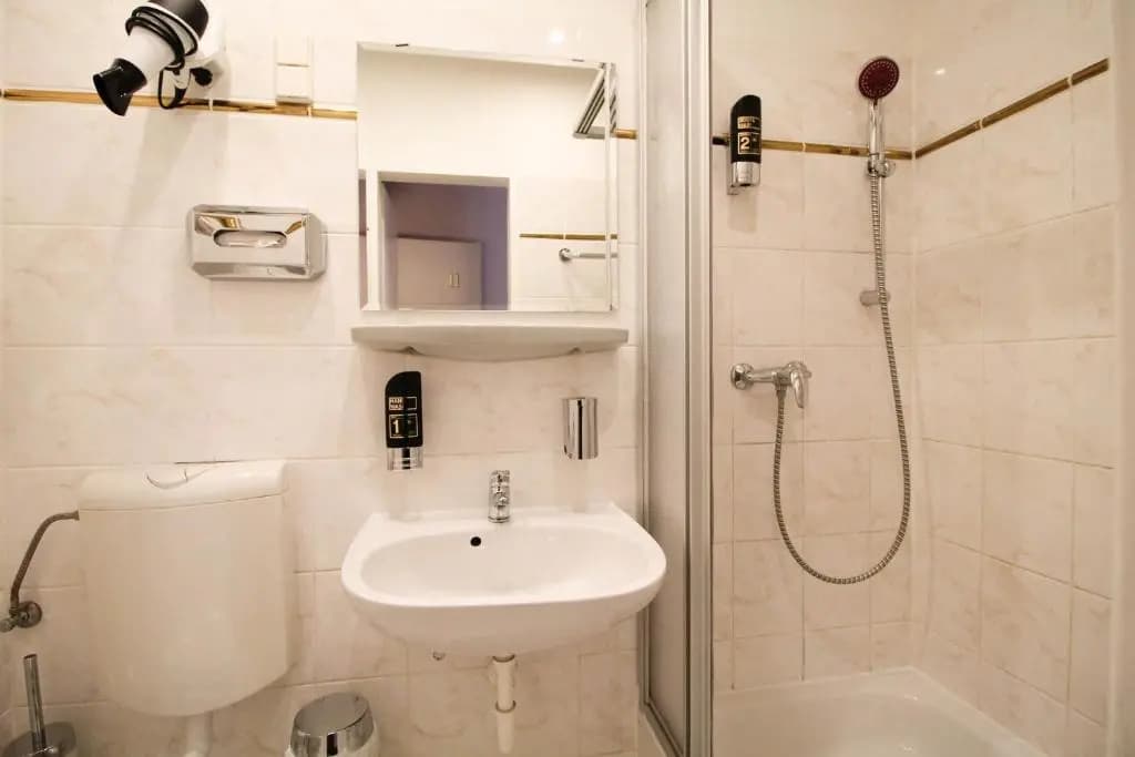 Hotel Xantener Eck - photo 8