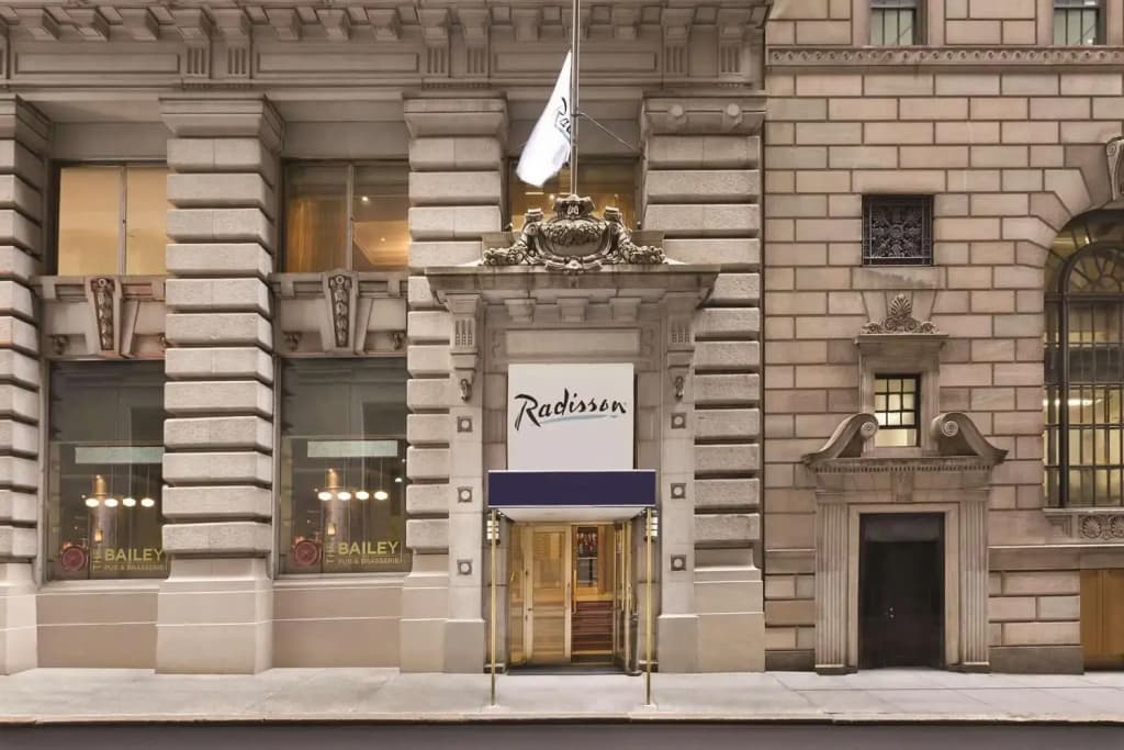 Radisson Hotel New York Wall Street - photo 1