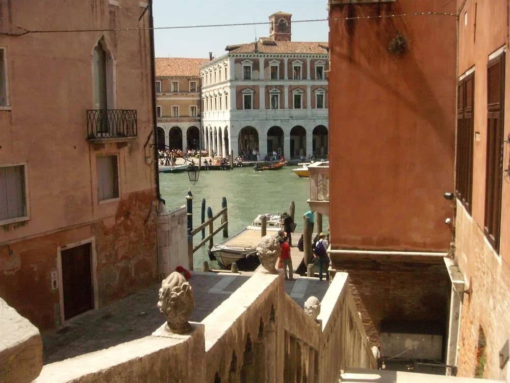 Al Palazzo Lion Morosini - photo 17