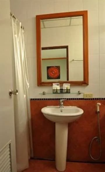 Baan Phil Guest House - photo 9