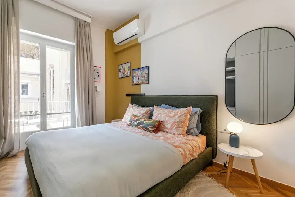 Elysia  - 2-Br Apt & Balcony in Athens - photo 4