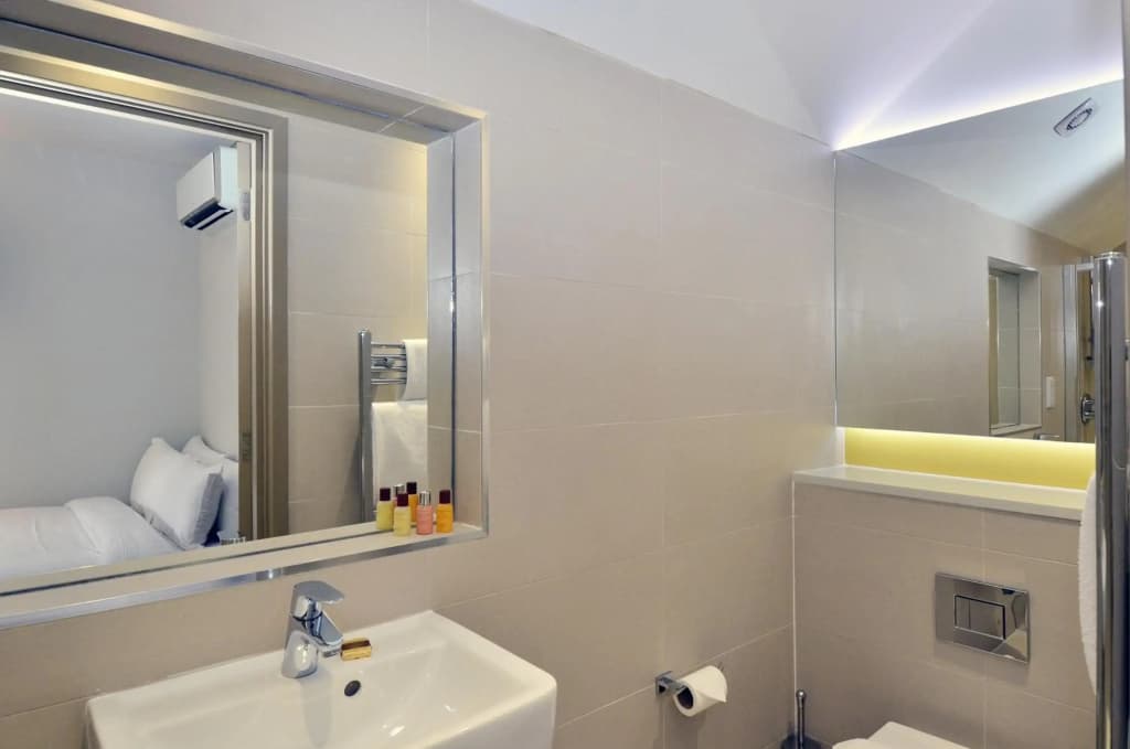 Arch hotel - photo 18