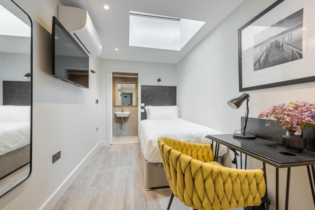 St Pancras Residence - photo 17