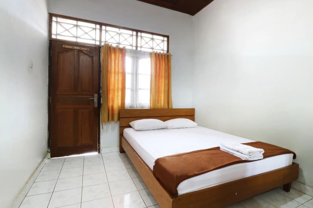 Warapsari Inn - photo 3