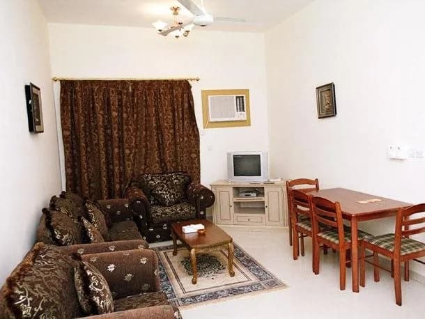 Royal Hotel Apartments - photo 3