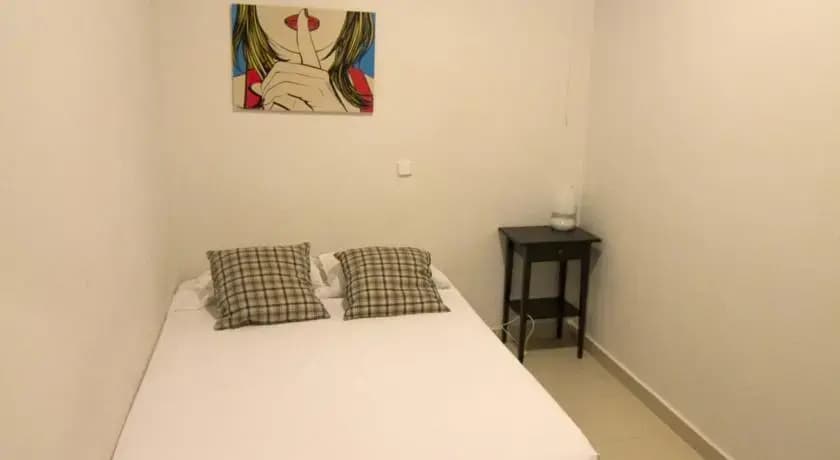 Hostal Roma - photo 1