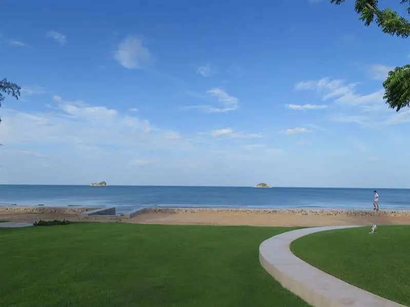 Wan Vayla Condo - Beachfront - photo 4