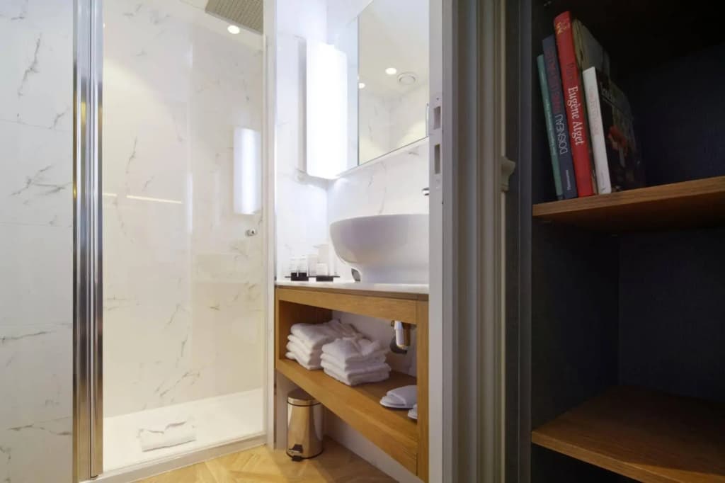 Hôtel Petit Lafayette - photo 9