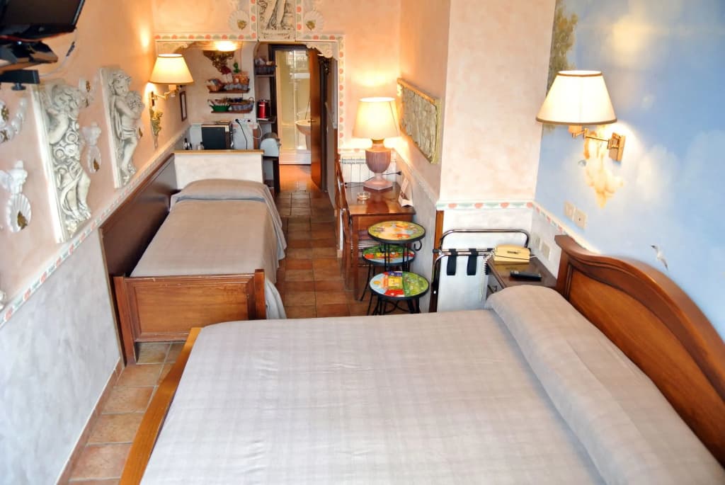 Hotel Barrett - photo 3