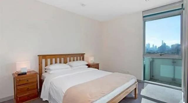 Astra Apartments - St Kilda Rd - photo 5
