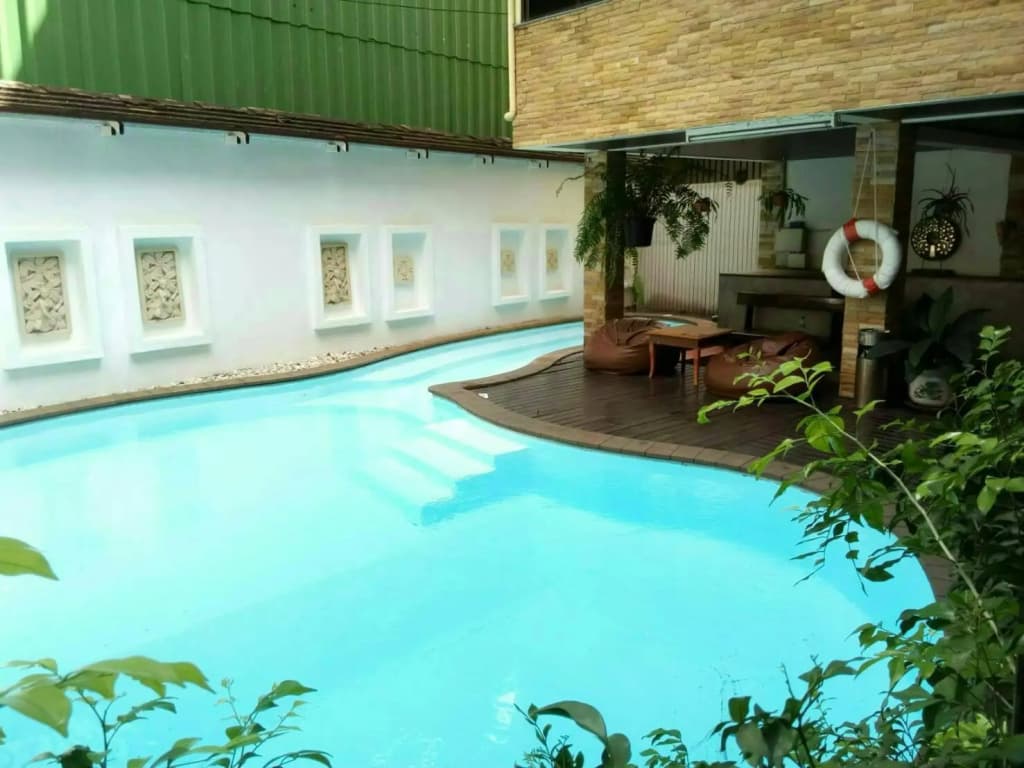 Thana Hotel & Guesthouse - photo 8
